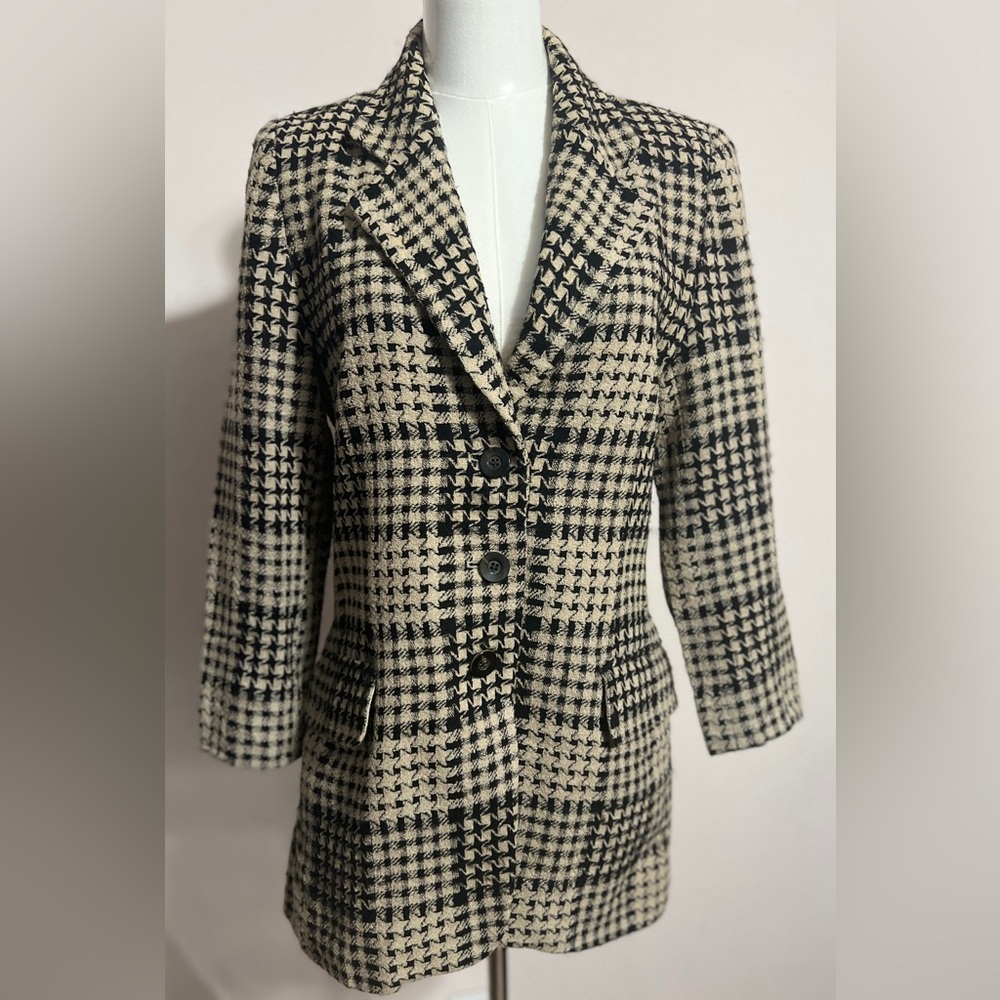 Escada Black and Cream Houndstooth Wool Blazer
